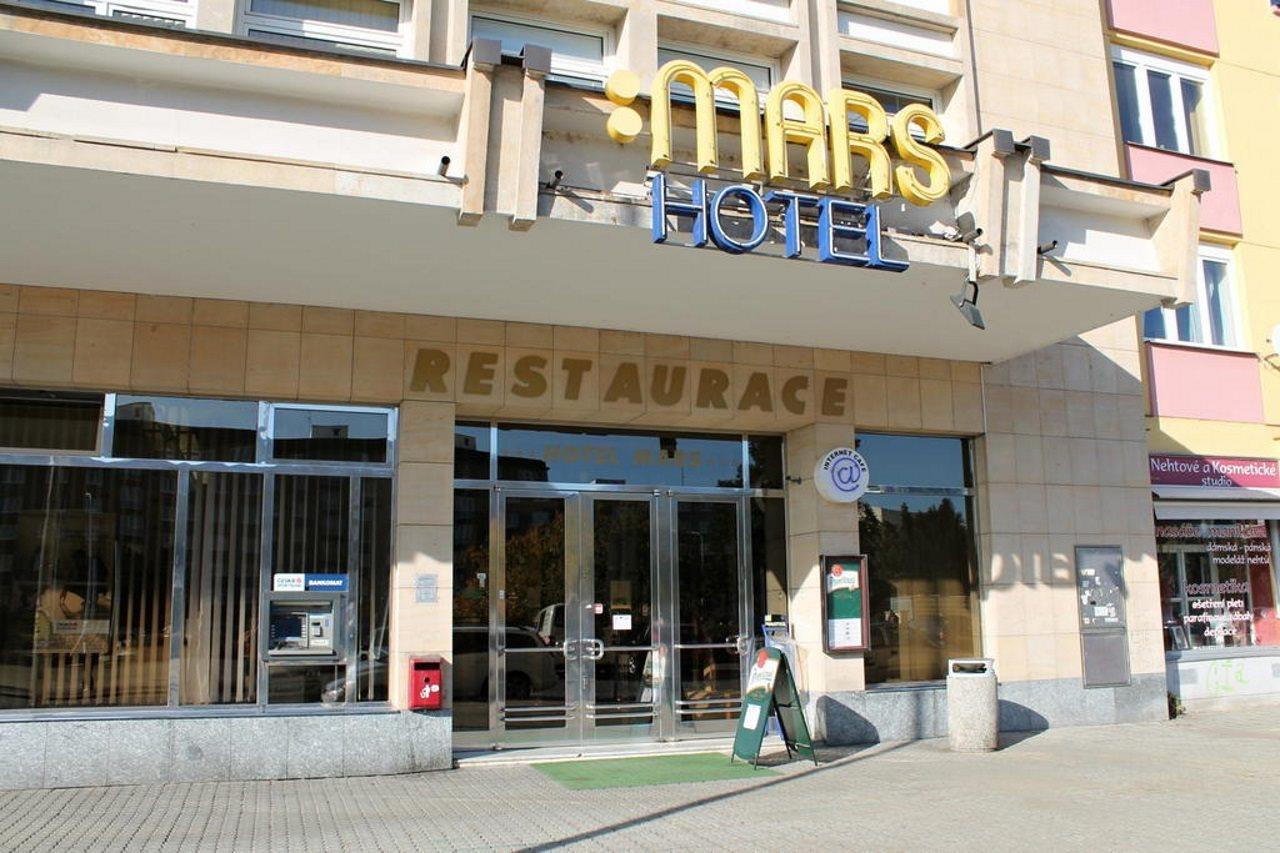 Hotel Mars Прага Екстериор снимка